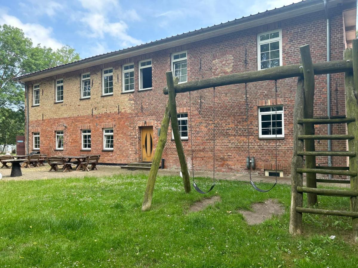 Ferienwohnungen Poppelvitz Altefahr Exterior photo